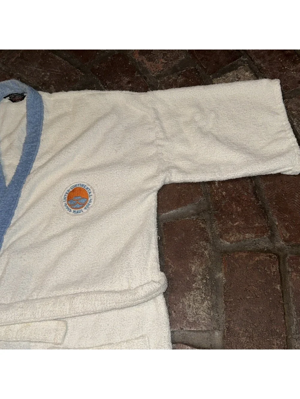 VTG Robe Corporation Of American Kabuki Coat From Inter-Continental Maui Hotel